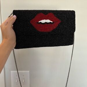 BRAND NEW NEVER USED BEADED LIP PURSE